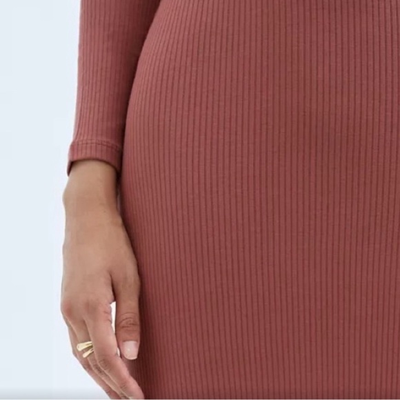 Aritzia Wilfred BLACK Janine Skirt ribbed body-con, size small - Picture 6 of 9